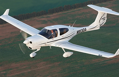 万丰奥威子公司与OxfordSaudia Flight Academy签订大单合同