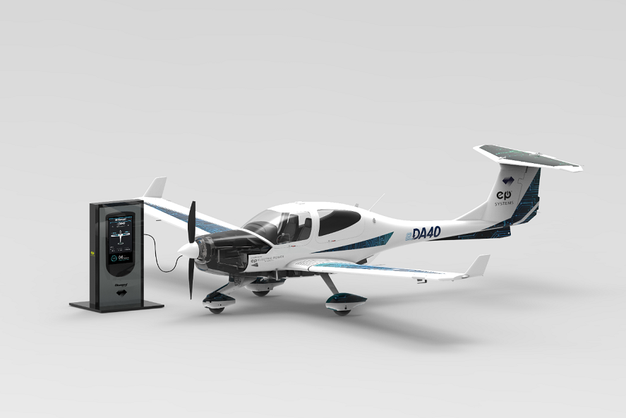 万丰钻石DA40电动飞机项目正式全球发布