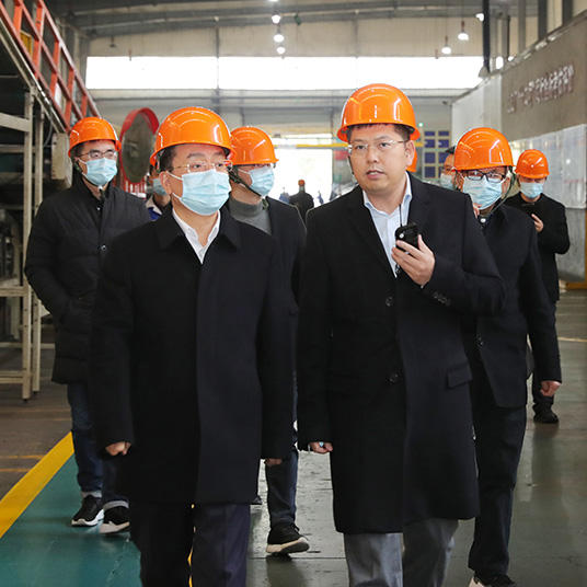 绍兴市市长施惠芳专题调研万丰汽车部件轻量化产业